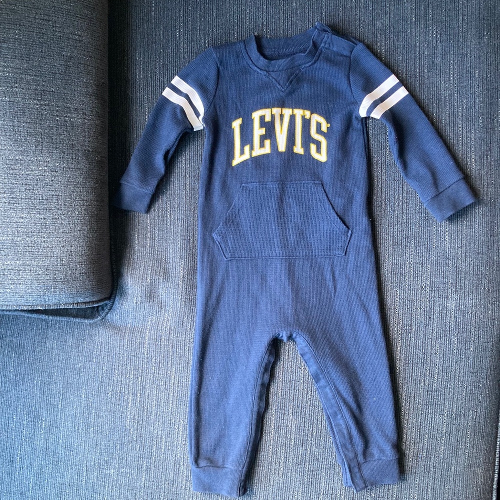 Levi’s romper 18m